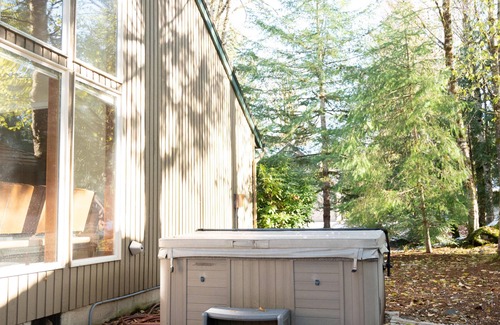 Welches Casa | Peaceful mountain home on the golf course