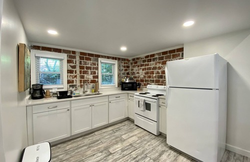 Old Towne Casa | Peaceful Mountain Retreat 15 minutes from Downtown Chattanooga.