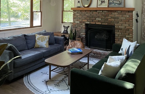 Hamlin Cabaña | Peaceful Mountain Cabin in Lakefront Community