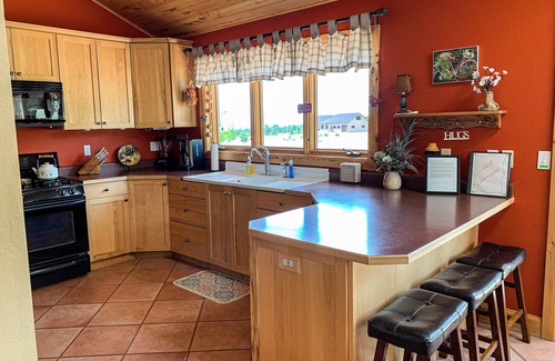 Buena Vista Casa | Escapada de montaña tranquila, 3 baños, vistas espectaculares! ¡Café en el armario!