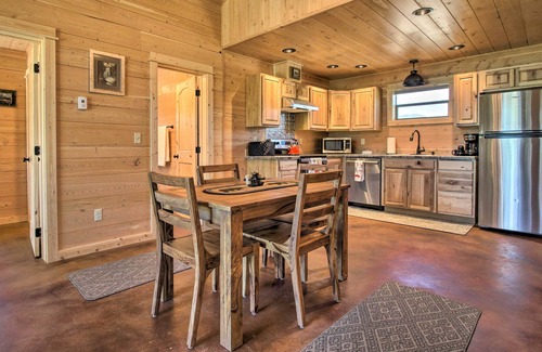 Livingston Cabina | Peaceful Mtn Retreat ~ 43 Mi to Yellowstone!
