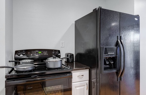 Woodbine Apartamento | Peaceful Music City Staycation - Pet Friendly & FREE Parking!
