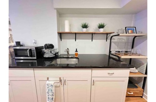 Woodbine Apartamento | Peaceful Music City Staycation - Pet Friendly & FREE Parking!