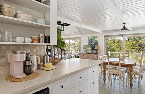 East Orleans Cabaña | Peaceful Nauset Beach Sanctuary