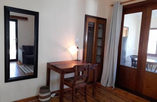 Windhoek West Apartamento | Peaceful Oasis near City Centre
