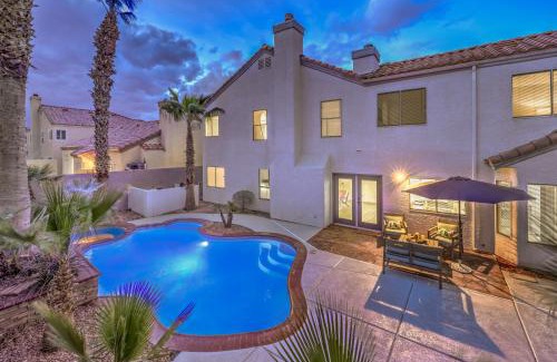 Paradise Casa | Peaceful Oasis Near Strip & Airport Pool Spa