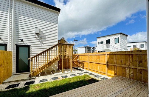 Papakura Casa | Peaceful One Bedroom with Garage in Takanini
