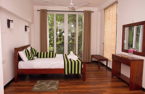 Kandy Casa | Peaceful Peak
