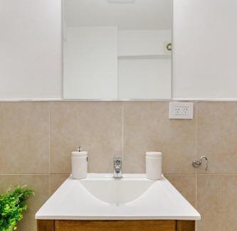 San Nicolas Apartamento | Peaceful, Pet-Friendly Central Apt