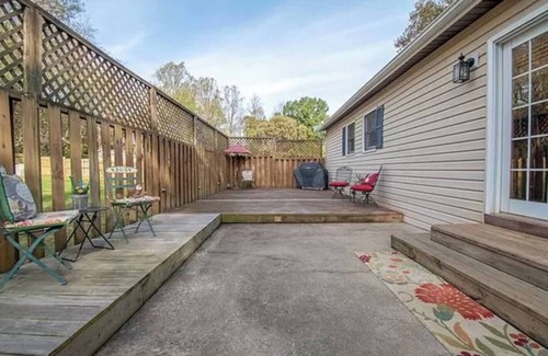 Troutman Casa | Peaceful Pet-Friendly Cottage