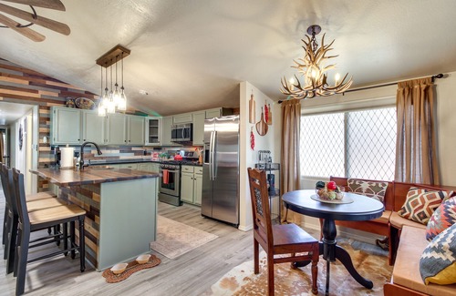Pinetop-Lakeside Cabaña | Peaceful Pinetop Hideaway w/ Yard - Dog Friendly!