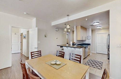 Sandbridge Condominio | Peaceful pool view condo close to the beach and nature with games, AC & balcony