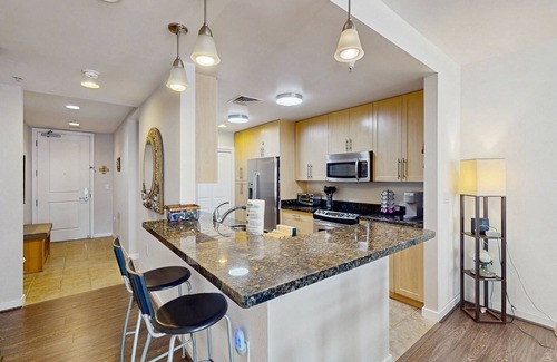 Sandbridge Condominio | Peaceful pool view condo close to the beach and nature with games, AC & balcony