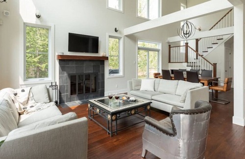 Rawdon Casa | Peaceful-private lakeside house