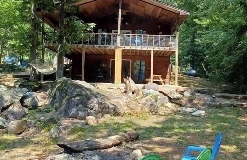 Higden Casa | Tranquila, tranquila casa frente al lago