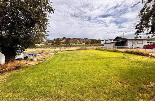 Terrebonne Casa | Peaceful Ranch Stay – Horse Stalls, Sunset Views & Country Comfort