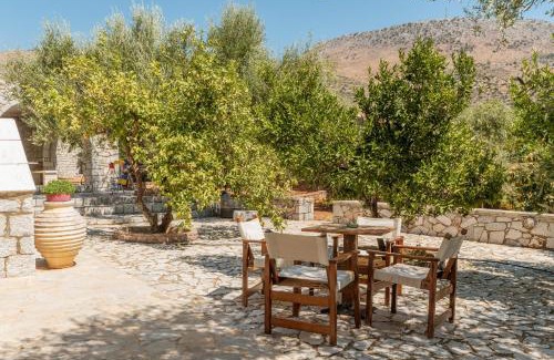 East Mani Apartamento | Peaceful Refuge In Mani 2