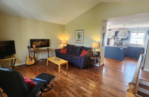 Eastern Passage Casa | Peaceful retreat with beautiful ocean view in quiet Eastern Passage