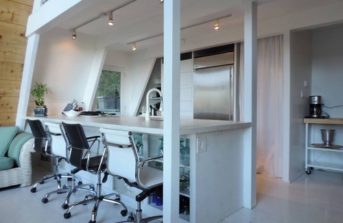 Mill Valley Villa | Retiro pacífico Compuesto parcial o total, $ 1250 a $ 3000 por noche.