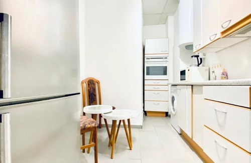 Liesing Apartamento | Peaceful Room in a Shared Apt, Close to the City