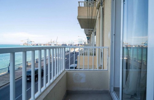 Birzebbuga Apartamento | Peaceful Seafront 3BR Apt with Balcony!
