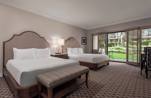Rancho Bernardo Hotel | Peaceful Setting Perfect for Family Getaway | Spacious Room w/ Private Patio