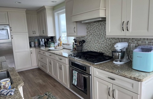 South Bowers Casa | Peaceful South Bowers Beach Pink Firehouse near DE Turf with amazing views