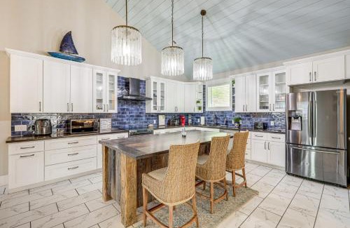 Demere Park Casa | Peaceful St Simons Island Home 1 Mi to Pier!