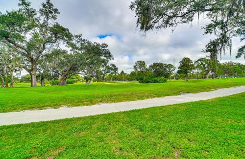 Clearwater Apartamento | Peaceful Studio Near Golf Course in Clearwater!