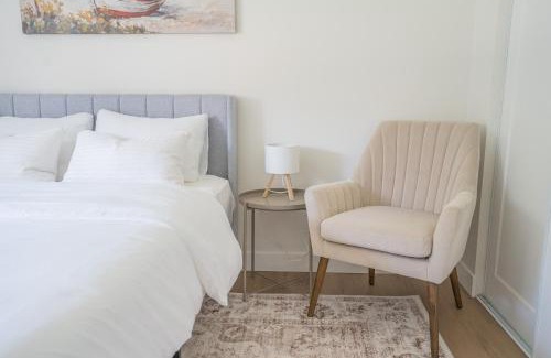 Armstrong Apartamento | Peaceful Suite near Vernon Armstrong Brand New