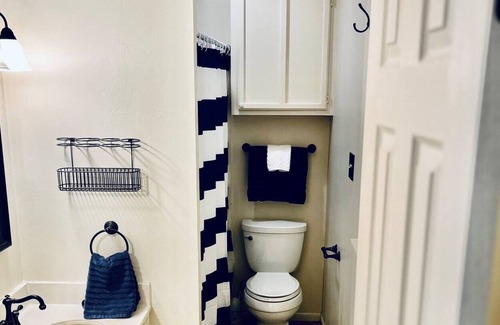 Old Jefferson Apartamento | Peaceful Two story Apartment