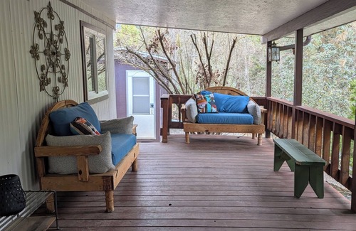 California Hot Springs Cabina | Peaceful Pines Place a Cozy Mountain Getaway w/AC in the Sequoias Ntl Forest