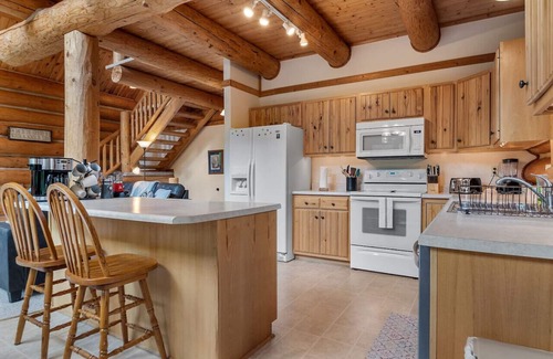 Rapid City Cabina | Peaceful Valley Hideaway