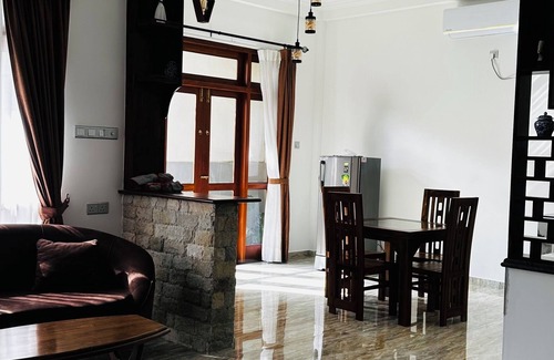 Hikkaduwa Apartamento | Peaceful villa 3km from Hikkaduwa Beach, surrounded by nature and birdsong.