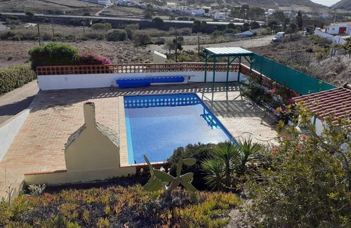 Figueira Villa | Villa con una gran piscina privada, 2 barbacoas al aire libre y área de bar, 3 camas, para 6 personas