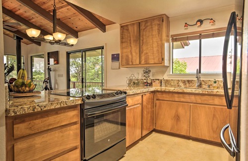 Volcano Casa | Peaceful Volcano Home Near National Park!