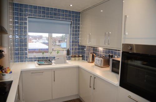 Hull Apartamento | Peaceful Waterfront Apartment, Private Parking, Hull Marina