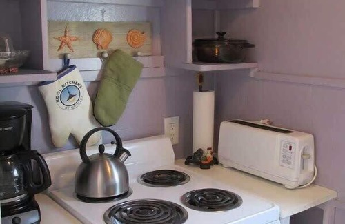 North Truro Cabina | Peaceful Waterfront Beach Cottage!