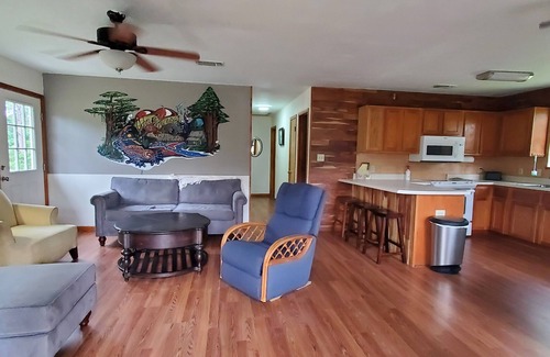 Foley Cabaña | Peaceful Waterfront property with private boat ramp