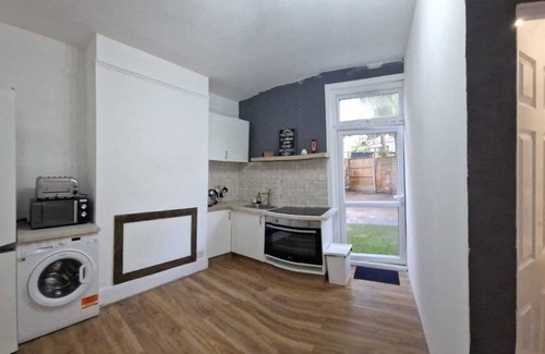 Dudden Hill Apartamento | Peaceful well equipped flat near central London