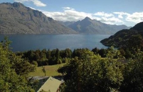 Sunshine Bay Casa | Tranquilo con excelentes vistas y práctico para ir a la ciudad