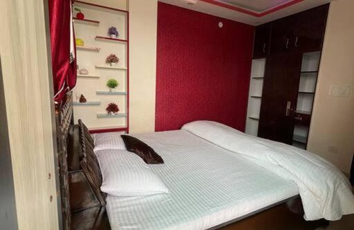 South West Apartamento | Peacefulhuts stylish and independent flat near Airport