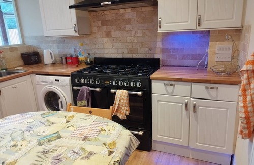 Higham Hill Casa | Peacefull and relaxing house for Families or Professionals.