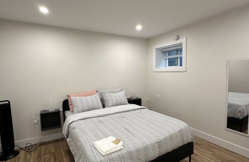 Hastings Casa | Peacefull/Quiet 1 Bedroom Basement Suite