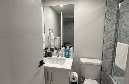 Hastings Casa | Peacefull/Quiet 1 Bedroom Basement Suite