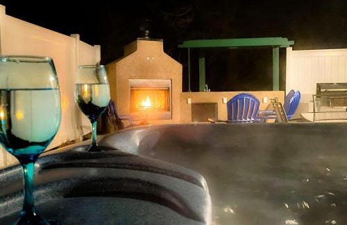 Ahwahnee Casa | Peacock House Sleeps 12 Hot Tub Game Room