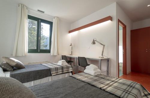 Carballedo Chalet De Esquí | Peares Center Chalet