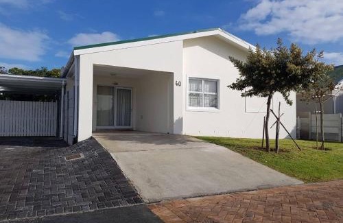 Pearly Beach Casa | Pearly Waves