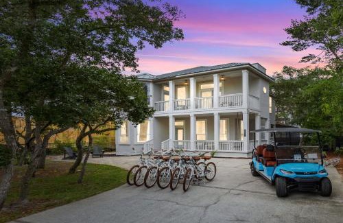 White's Gulfview Casa | Pearly White By Stay on 30a, Golf Cart, Private Pool, Bikes