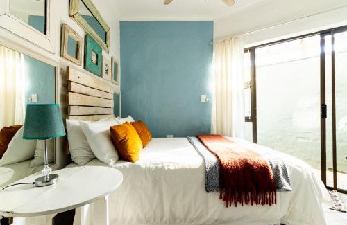 Umhlali Beach Apartamento | Pebble Cove Outside Room - Private Entrance - Twelve square metres, Salt Rock Ballito